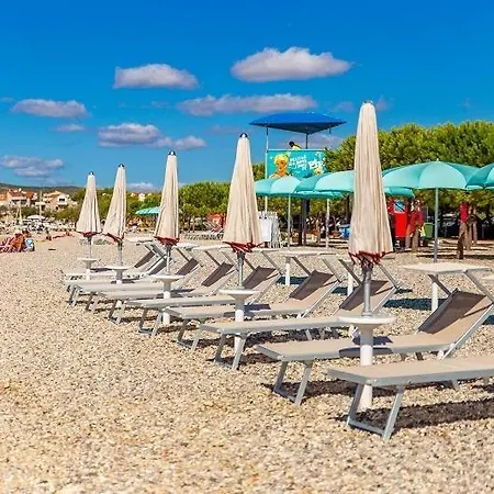 Appartement In With Sea View, Balcony, Air Conditioning, Wi-fi