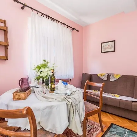 In With Sea View, Balcony, Air Conditioning, Wi-fi *