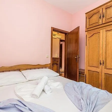 In With Sea View, Balcony, Air Conditioning, Wi-fi * Vodice