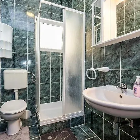 In With Sea View, Balcony, Air Conditioning, Wi-fi Appartement
